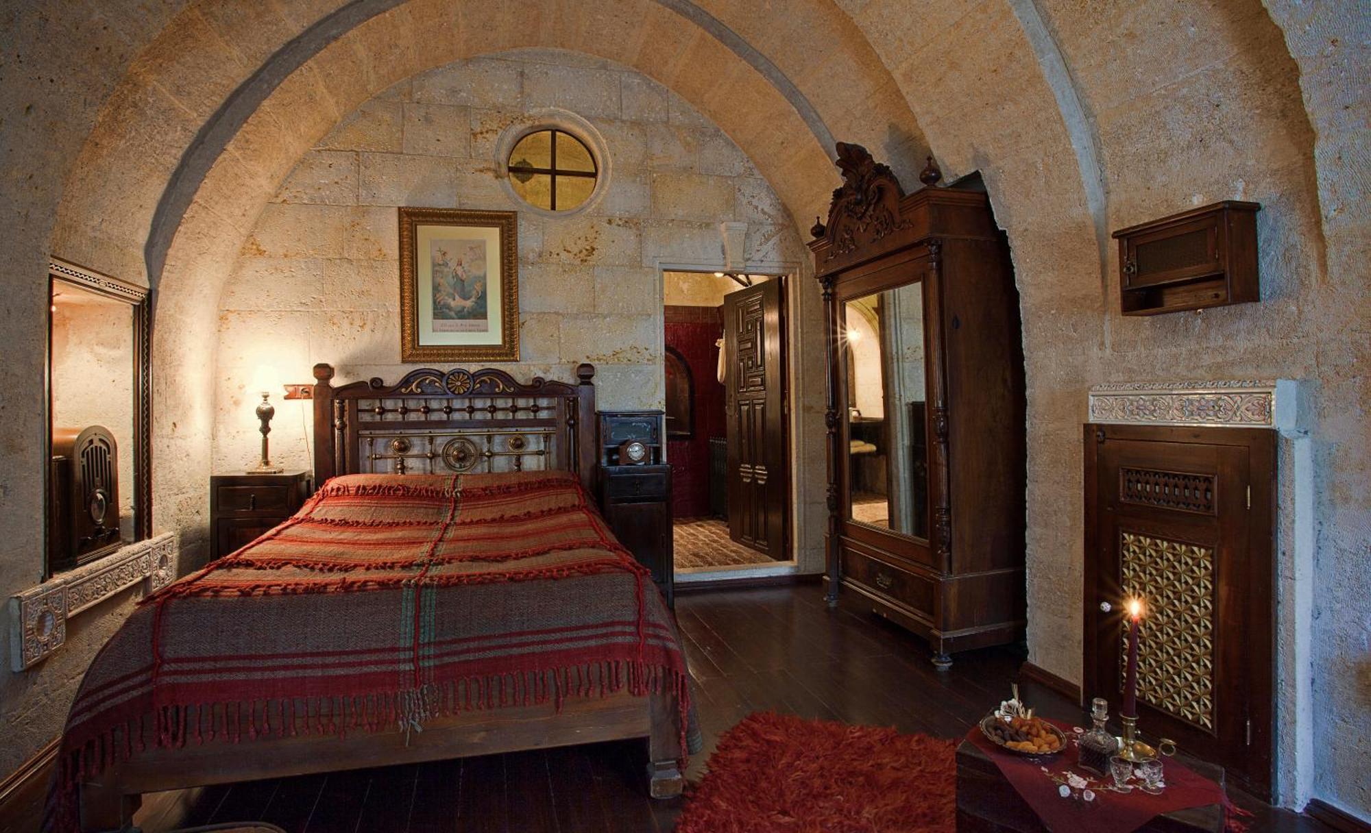 Sacred House (Adults Only) Hotel Юргюп Екстериор снимка