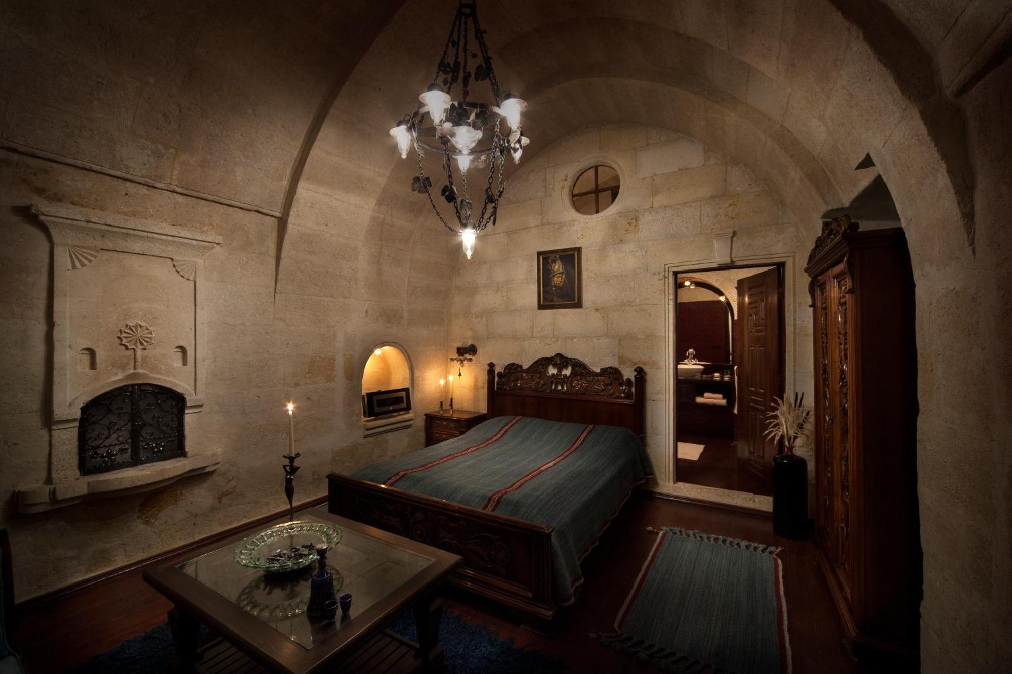 Sacred House (Adults Only) Hotel Юргюп Екстериор снимка