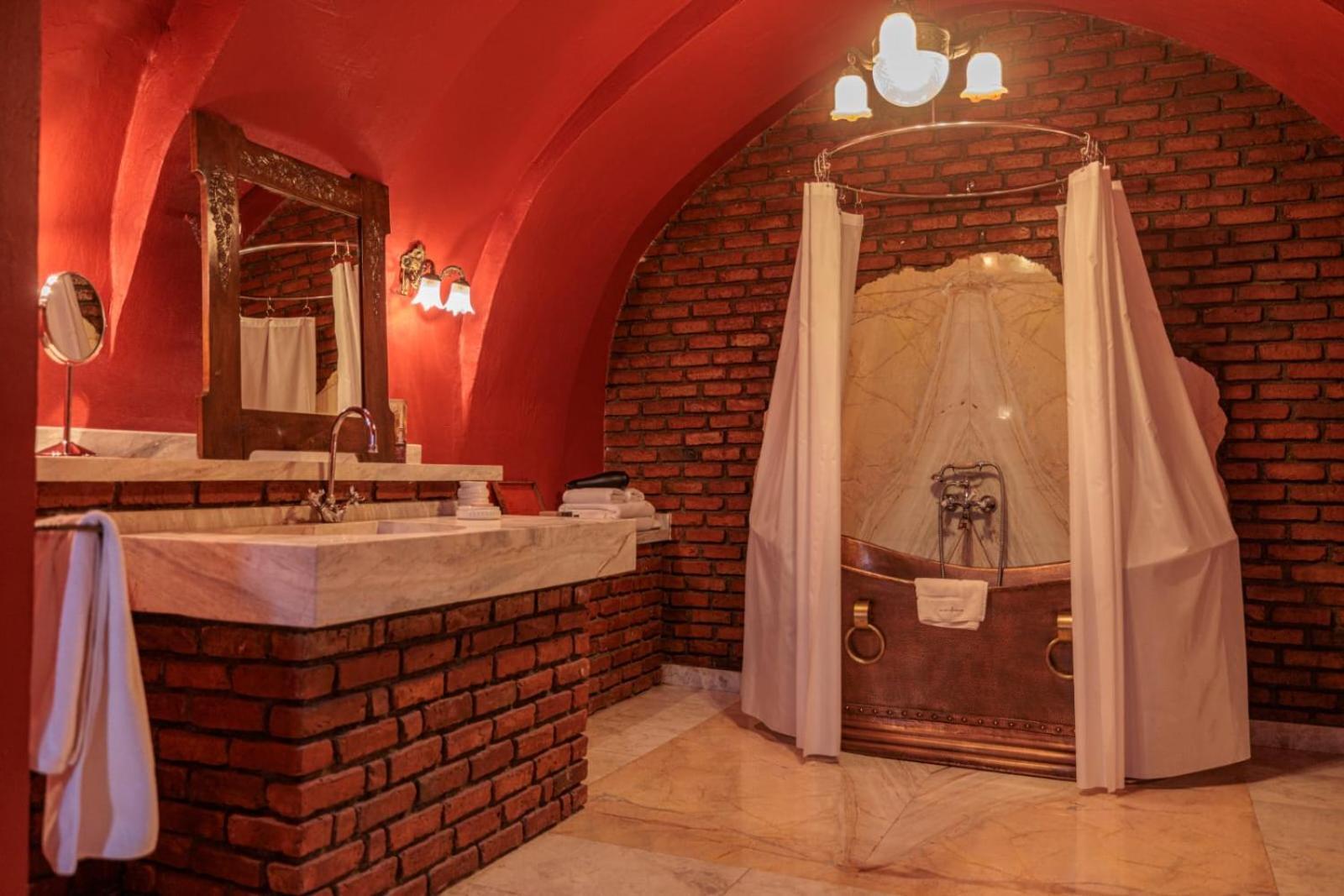 Sacred House (Adults Only) Hotel Юргюп Екстериор снимка