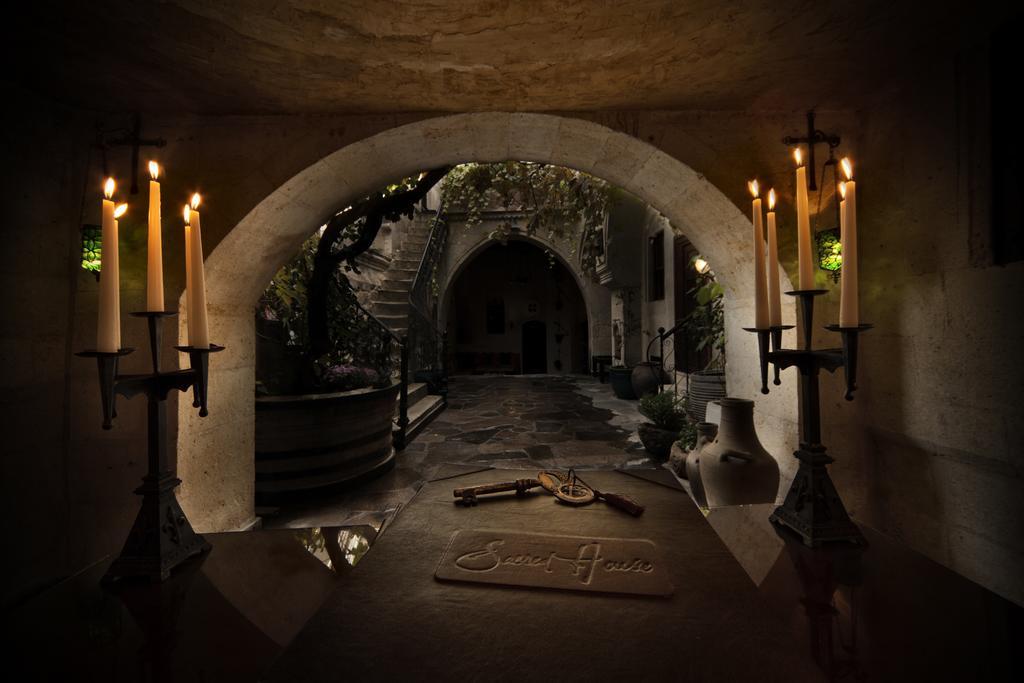 Sacred House (Adults Only) Hotel Юргюп Екстериор снимка